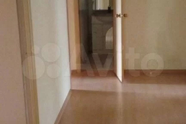 2-к. квартира, 77 м², 2/10 эт.