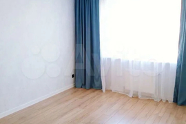 2-к. квартира, 57 м², 4/10 эт.